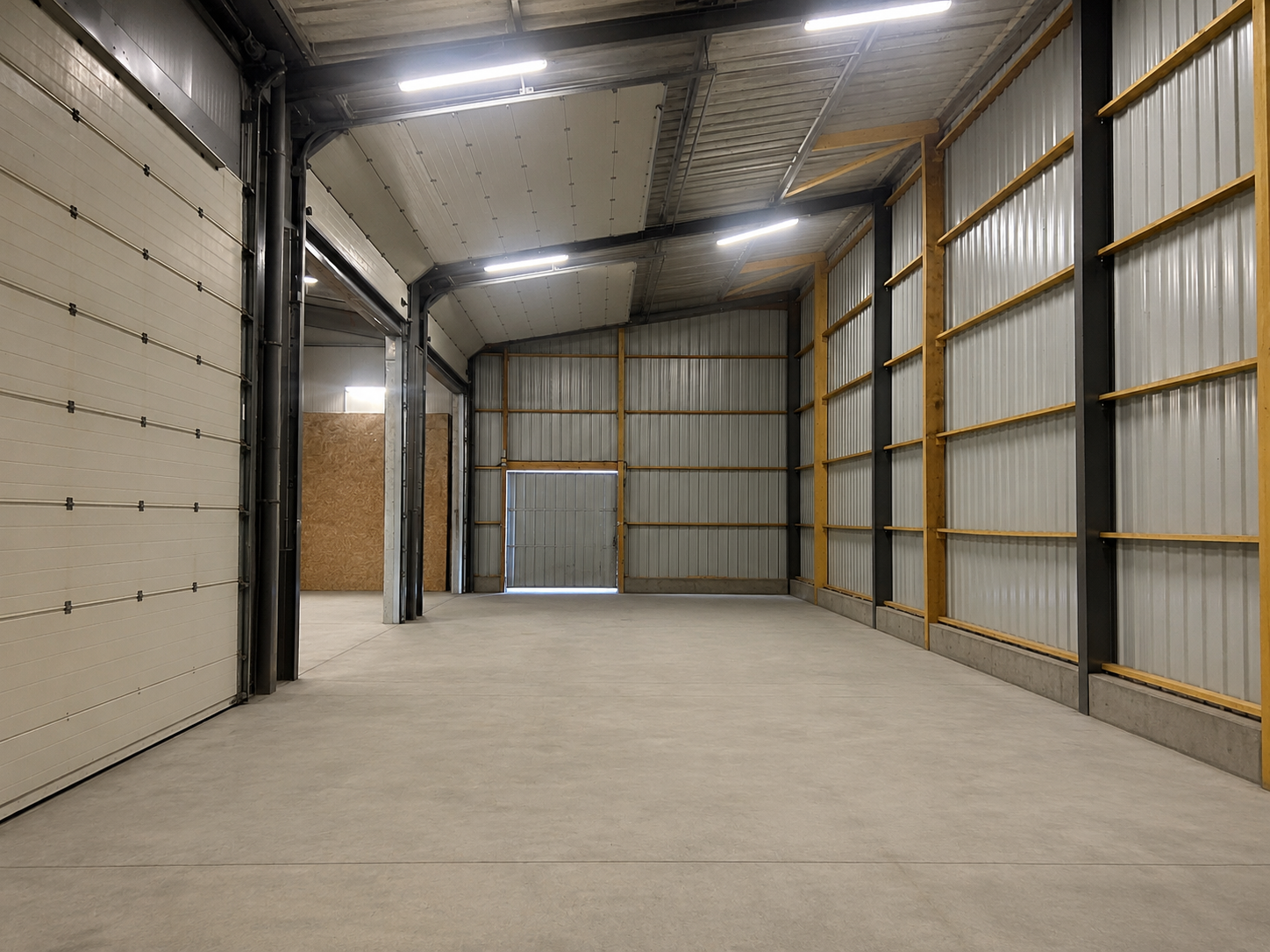 Entrepôt jusqu'à 200 m² avec accès 24h sur Pontivy dans le Morbihan